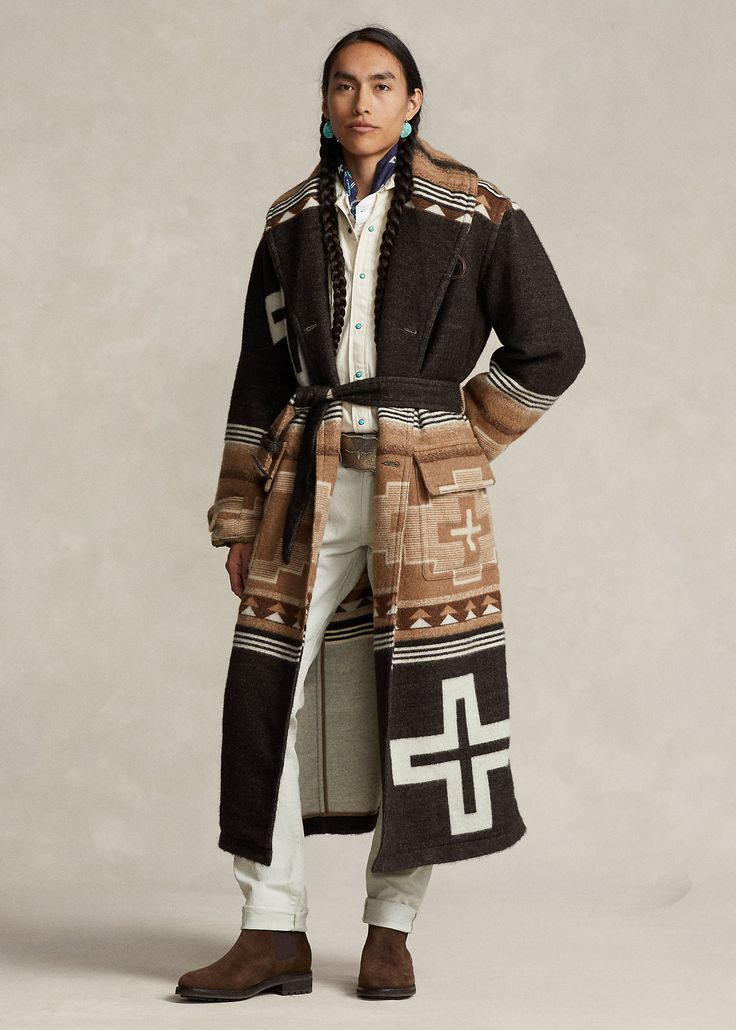 Native American Outfits Men, Native American Clothing Traditional Men, Navajo Clothing, Navajo Textiles, Ralph Lauren Menswear, Native American Men, Into The West, Native Style, Native American Fashion