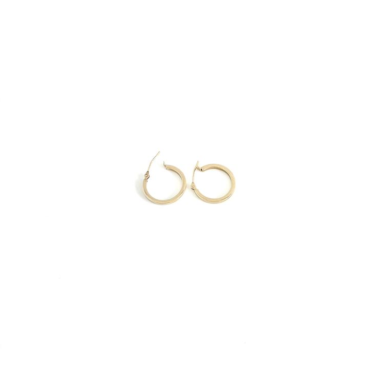 Beautiful hoop earrings made of 14k solid yellow gold. DETAILS:Size: 15mm in diameter or 0.6 inches in diameterMaterial: 14k yellow gold 14k Yellow Gold Round Hoop Earrings, Classic Small Hoop Earrings In 14k Gold Filled, Nickel-free Yellow Gold Huggie Earrings For Everyday, 14k Gold Huggie Hoop Earrings With Spring Ring Clasp, Classic Small Hoop Huggie Earrings In 14k Gold, Small Hoop Gold Classic Rings, Gold Small Hoop Classic Rings, Classic Small Hoop 14k Gold Earrings, Classic Small Hoop Gold Rings