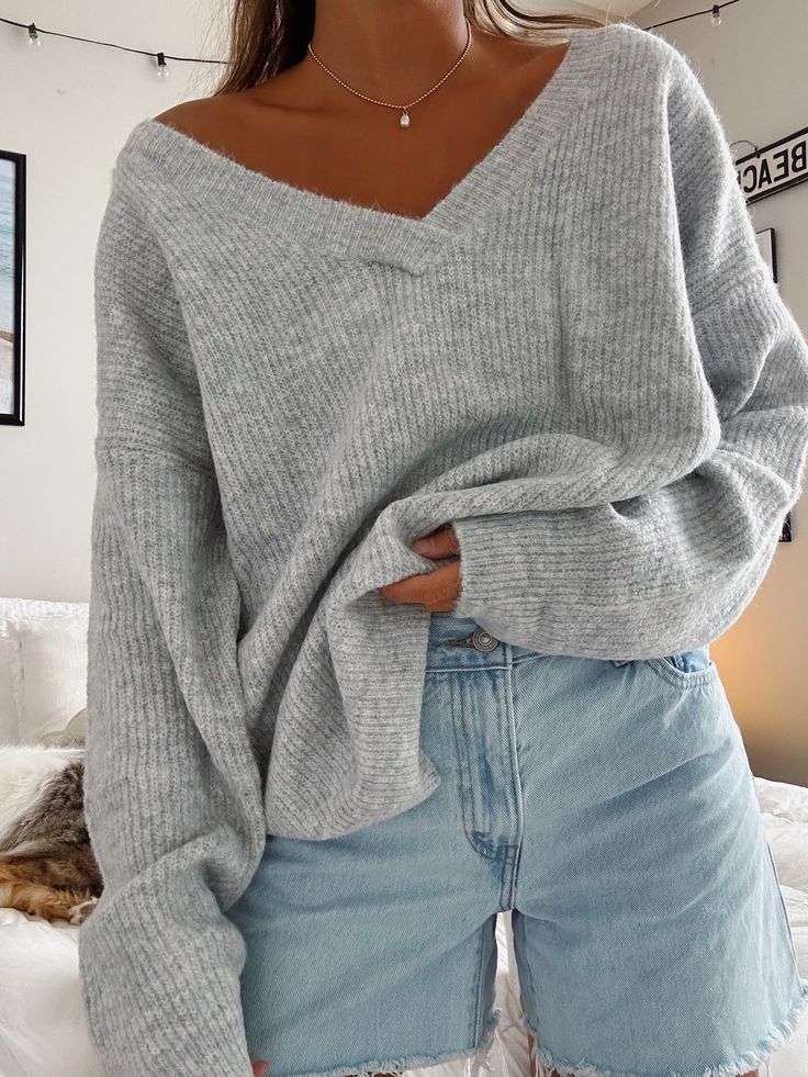 SOFT KNIT CLASSIC SWEATER – Olive Lynn