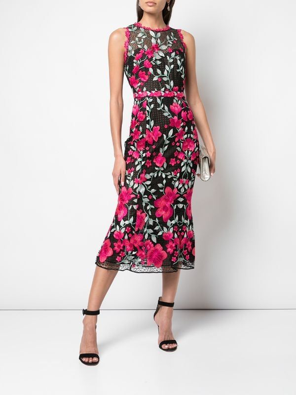 Marchesa Notte floral appliqué dress Appliqué Dress, Rehearsal Dinner Outfits, Floral Applique Dress, High Low Gown, Gown Skirt, Applique Dress, Dinner Outfits, Gowns With Sleeves, Marchesa