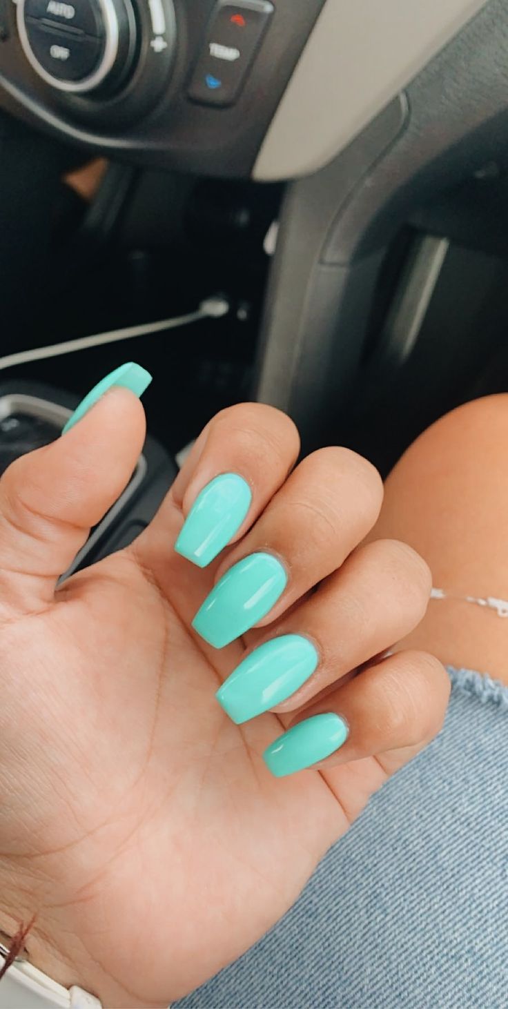 Simple Acrylic Nails Teal, Coffin Turquoise Nails, Solid Color Nails Acrylic Coffin Summer, Nail Inspo Acrylic Solid Color, Nails Acrylic Torquise, Solid Coffin Acrylic Nails, Short Acrylic Nails Turquoise, Nails Acrylic Coffin Solid Color, Teal Oval Acrylic Nails