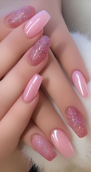 Natural Pink Nails With Rhinestones, Dance Nails, Nail Shimmer, Fancy Nails Designs, Short Acrylic Nails Designs, Rhinestone Nails, Short Acrylic Nails, Fancy Nails, Hair Skin