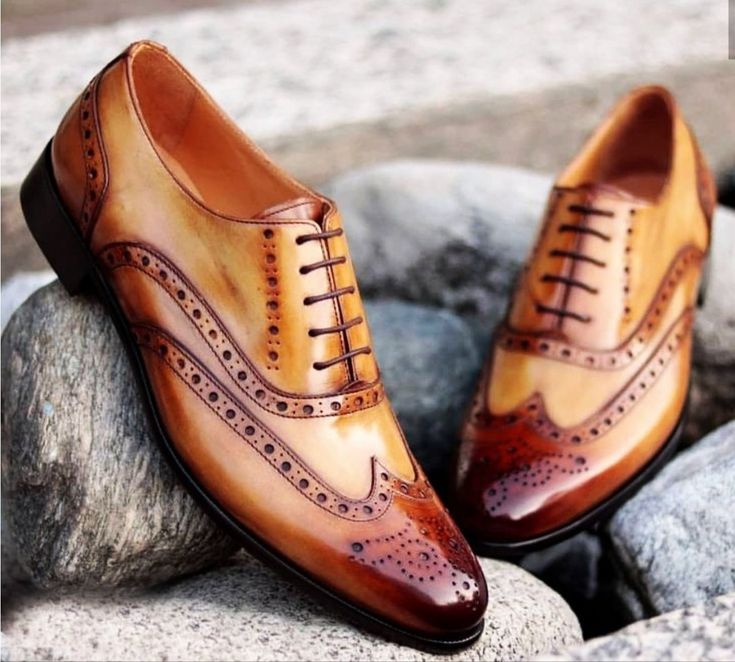 Italian Patent Leather Wingtip Brogue Shoes for Men Fashion Shoes Men Fashion Shoes, Brogues Men, Leather Formal Shoes, Bespoke Shoes, Box Shoes, Oxford Shoes Men, Handmade Dress, Brogue Shoes, Khalid