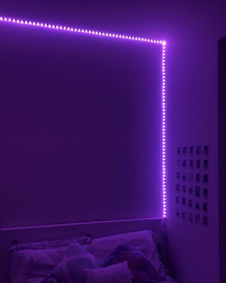 Cool led Led Room Lighting, Purple Led Lights, Deco House, Led Lighting Bedroom, Mirror Room, Purple Rooms, Window Room, Aesthetic Rooms, Square Mirror