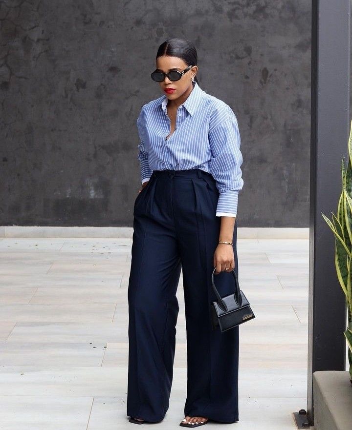 Business Casual Outfits Navy Pants, Corporate Outfits For Plus Size Women, Cooperate Outfits Black Women, Navy Pants Outfit Work Women, Plus Size Corporate Baddie, Navy Blue Work Pants Outfit, Cooperate Outfits For Women Pants, Elegant Plus Size Outfits Classy, Work Outfits Women Plus Size Office Wear