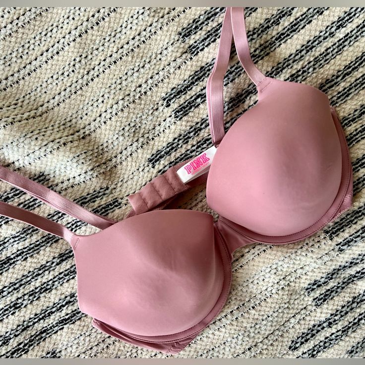 Victorias Secret Pink Lightly Lined T-Shirt Bra In Blush. New Without Tags From A Smoke Free Home. Fitted Pink Soft Touch Top, Fitted Soft Touch Pink Tops, Sleep Wear, Pink Tshirt, T Shirt Bra, Victoria's Secret Pink, Women Lingerie, Secret Pink, Women's Intimates