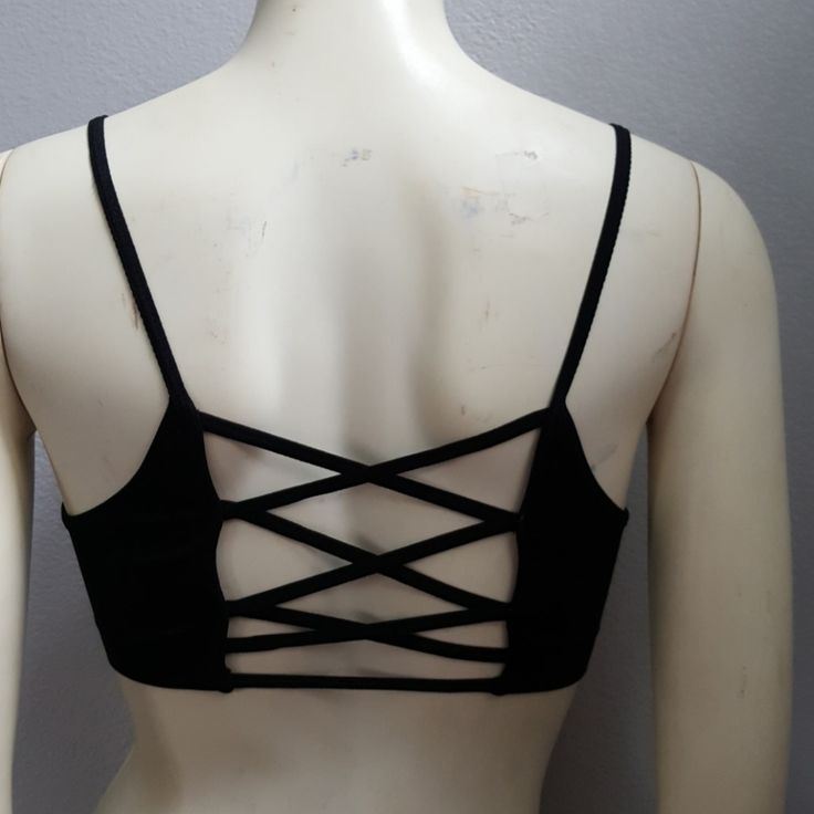 Awesome New Just In!!!! Black Strappy Crisis Cross Back Padded Bralette In A One Size, Removable Cups , Fully Lined. Perfect To Wear Under Your Favorite Shirt Or Dress! Also Available Inblack. Fits Best 30a,30b,32a,32b,34a, 34b 36a Black Bra With Strappy Back, Black Strappy Back Bra, Black Fitted Cropped Bra, Fitted Cropped Black Bra, Black Cropped Fitted Bra, Black Strappy Bra For Night Out, Black Strappy Fitted Bra, Black Fitted Strappy Bra, Fitted Black Crop Top With Strappy Back