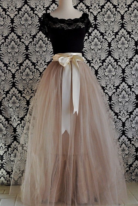 from TutusChicBoutique. if it was strapless it could be one of the most gorgeous prom dresses ever! Tulle Skirts, Beautiful Skirts, Looks Chic, Gorgeous Gowns, Mode Inspiration, Beautiful Gowns, Fancy Dresses, Dream Dress, Dress Ideas