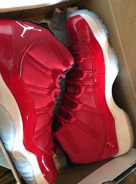 All red JORDAN 11 P.E. For MELO Jordan 11 Red, Future Sneakers, Jordans Retro, Custom Jordans, Red Jordans, Nike Air Jordans, Fresh Shoes, Nike Basketball Shoes, Red Sneakers