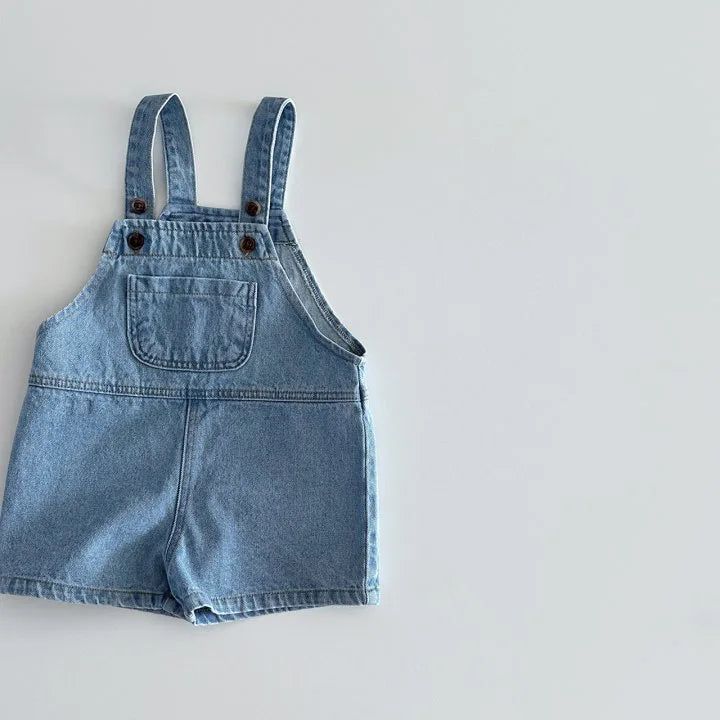 Dress your little trendsetter in ultimate comfort and style with these cool Unisex Kids Denim Overalls! 😎 Crafted from 100% cotton, these overalls are breathable and gentle on your child's skin, perfect for all-day summer adventures. The trendy loose fit allows for maximum mobility, while the classic button fly adds a touch of timeless coolness. Available in a range of sizes for toddlers (1-6 years old), this unisex piece is a must-have for any summer wardrobe. So let your little one rock the latest styles in ultimate comfort with these awesome denim overalls! 👖☀️ Specifications: Material: Cotton Style: Trendy Pattern Type: Solid Season: Summer Gender: Unisex Age Range: 1-6 years Closure Type: Button Fly Department Name: Children Fit Type: Loose Fit: Fits true to size, take your normal s Cute Cotton Jeans For Summer, Summer Cotton Shortalls Overall, Cute Summer Cotton Jeans, Summer Light Wash Shortalls, Blue Shortalls For Spring, Blue Cotton Jeans For Summer, Playful Denim Blue Jeans For Summer, Cute Blue Overalls For Playwear, Cute Overalls With Pockets For Playtime