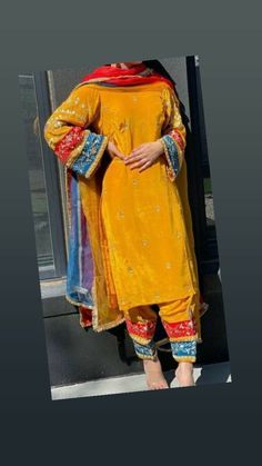 Elegant punjabi suit Suits For Women Indian Punjabi, Printed Frocks For Women, Frock Suit Ideas, Yellow Punjabi Suit, Pakistani Suits Party Wear, Suits Design Latest, Frocks For Women, Latest Party Wear Suits, Designer Suits For Wedding