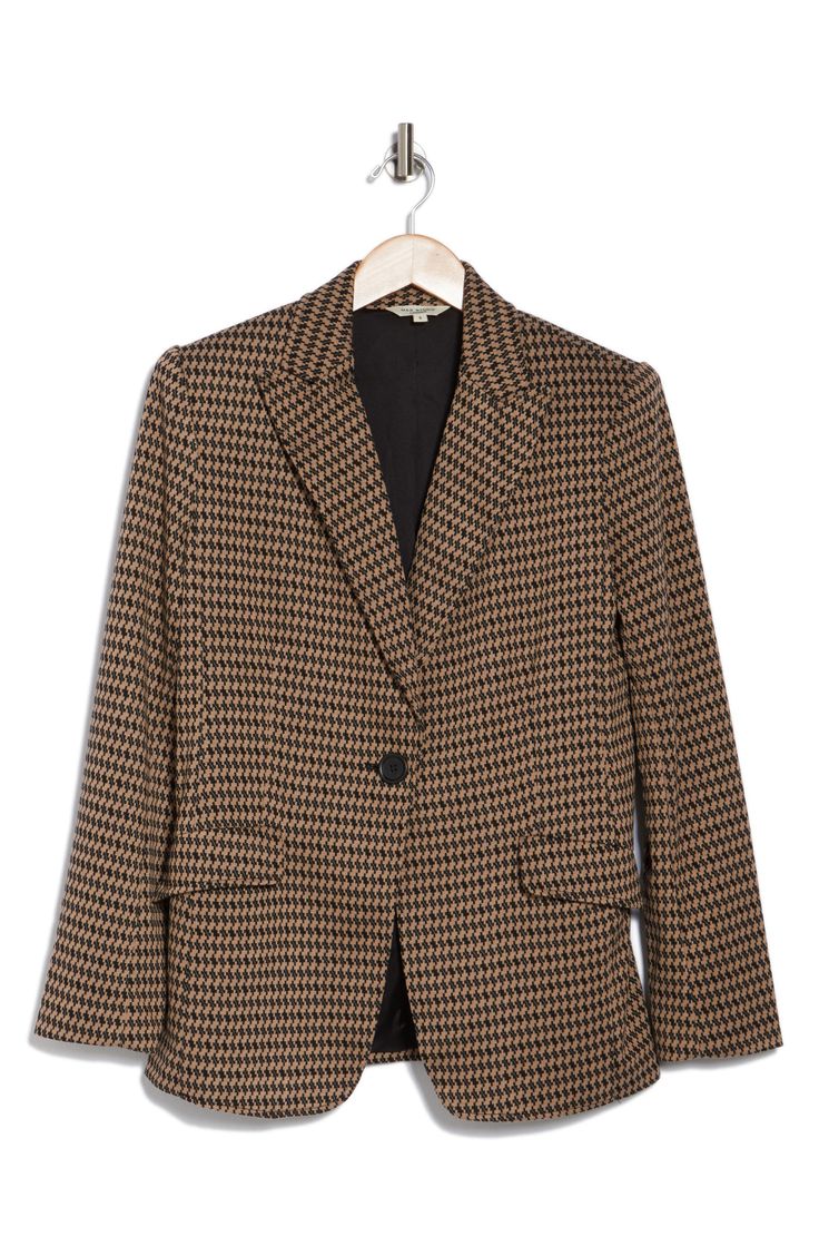 A timeless houndstooth print defines this knit blazer that brings sophistication to in-office or off-duty looks. 28 3/4" length Front button closure Peaked lapels Long sleeves Front flap pockets Lined 82% polyester, 16% rayon, 2% spandex Dry clean Imported Fall Office Wear Houndstooth Blazer, Fall Business Casual Blazer In Houndstooth Pattern, Fall Business Casual Houndstooth Blazer, Business Casual Houndstooth Blazer For Fall, Fall Business Casual Blazer With Houndstooth Pattern, Brown Houndstooth Blazer For Fall, Elegant Long Sleeve Houndstooth Blazer, Striped Long-sleeved Wool Blazer, Houndstooth Knit