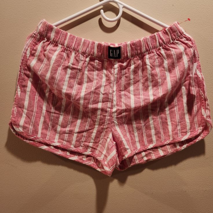 Red And White Stripey Shorts. Nwt . There Is A Sparkly Silver Threads Running Throughout. Body Shorts, Gap Denim Shorts, Linen Culottes, Womens Athletic Shorts, Blue And White Shorts, Gap Maternity, Drawstring Waist Shorts, Boyfriend Denim, Boyfriend Shorts