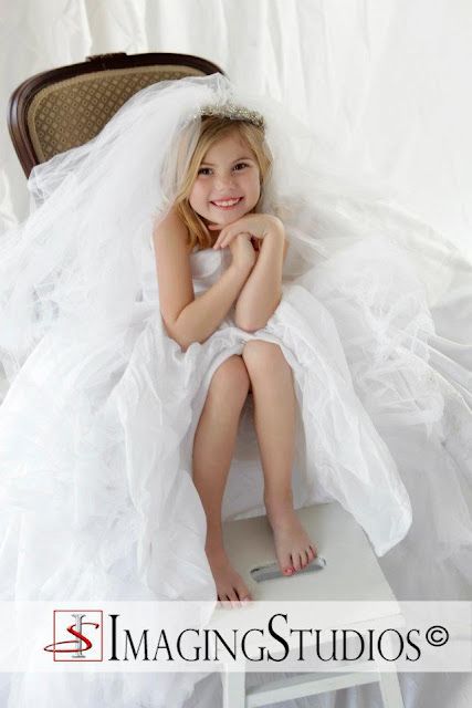 I wish I had thought of this!!    take your daughters picture in your wedding dress! Moms Wedding Dress, Mommy Dress, Sweetheart Bridal Gown, Mom Wedding Dress, Wedding Dress Photography, Mother Wedding, Mother Wedding Dress, Mom Wedding, Wedding Dress Pictures