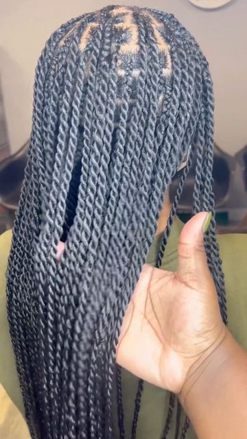 Small Twist Braids Hairstyles Senegalese, Long Senegalese Twist Medium, Singles Twist Braids, Black Singlese Twist, Rope Twist On Natural Hair, Single Lease Twist Braids, Senegalese Twist Braids Medium Length, Knotless Twists Medium, Senegalese Twist Hairstyles Medium Long