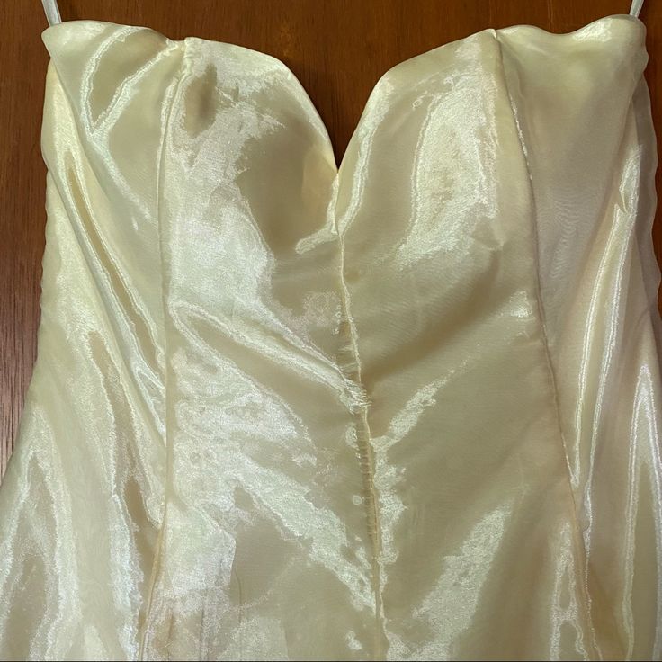 Jessica Mcclintock Evening Gown, Light Yellow Organza Was Never Worn But Has A ~5 Inch Pull On The Bodice From Storage (Refer To Photo), Unaltered Smoke-Free, Pet-Free Home Fitted Silk Ball Gown, Cream Ball Gown For Formal Occasions, Cream Fitted Evening Dress For Prom Season, Cream Party Gown With Fitted Bodice, Fitted Cream Evening Dress For Prom Season, Fitted Cream Evening Dress For Prom, A-line Gown With Corset Back For Formal Events, Cream Gown With Fitted Bodice For Party, Cream Formal Gown For Prom Season