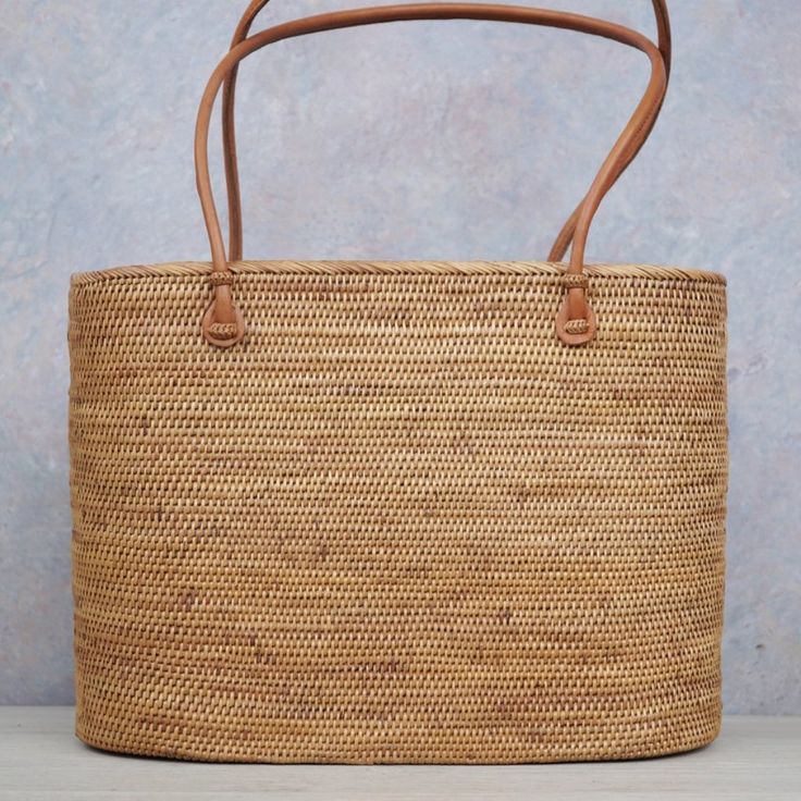 Brown Bali Rattan Shoulder Bag H : 25 Cm L : 33 Cm Straw Bag, Shoulder Bags, Bali, Straw, Bag Lady, Shoulder Bag, Women Shopping, Color