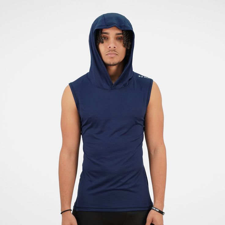 The hooded compression shirt is versatile and suitable for a wide range of sports and fitness activities. Whether you are looking for the ideal choice for bodybuilding, running or even yoga, this lightweight hoodie will be the perfect match. The sleeveless design ensures that you have complete freedom of arm movement, ensuring that this is the perfect option for a game of basketball. Take to the courts in style or head out for a run with a sleeveless compression hoodie that will provide the conf Functional Gym Tops With Drawstring Hood, Functional Gym Top With Drawstring Hood, Functional Hoodie With Adjustable Hood For Workout, Techwear Sports Hooded Top, Cotton Techwear Activewear For Sports, Sportswear Activewear With Adjustable Hood For Gym, Sporty Activewear With Adjustable Hood For Gym, Sportswear With Adjustable Hood For Gym, Sporty Gym Activewear With Adjustable Hood