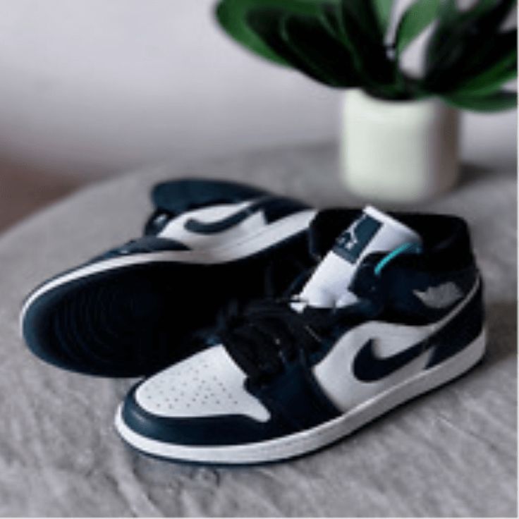 Air Jordan 1 Mid Armory Navy Check more at https://kingshooz.com/product/air-jordan-1-mid-armory-navy-2/ Jordan 1 Mid Armory Navy, Air Jordans Shoes, Af1 Shoes, Jordans Shoes, Nike Air Jordan Shoes, Brand Sneakers, Unique Sneakers, Shoes Nike Air, Custom Air Force 1