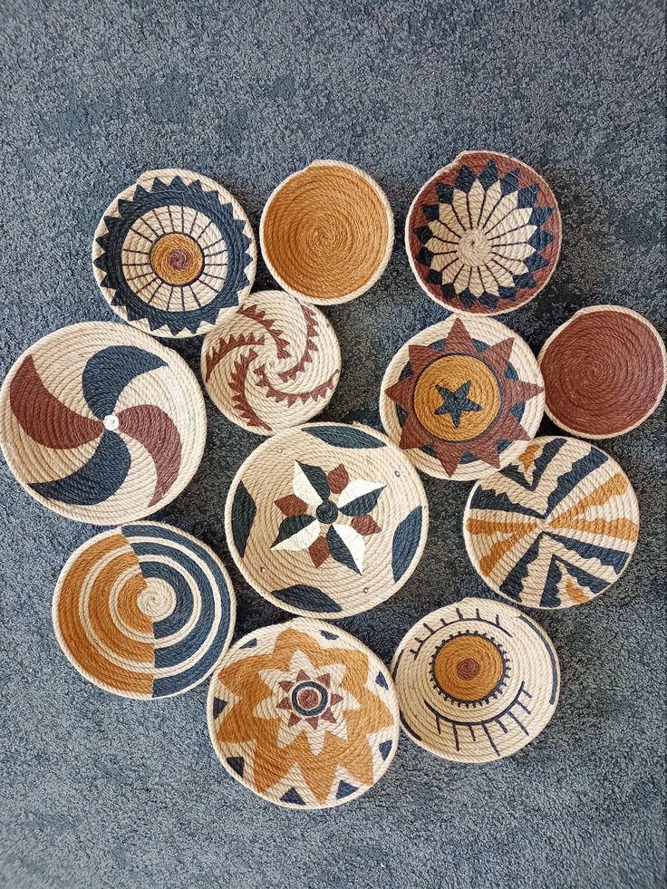 several baskets are arranged in the shape of circles