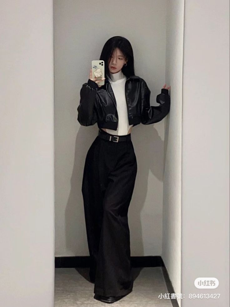 Fem Fetale Outfits, Fashion Designer Outfits Style Casual, Dark Korean Aesthetic Outfits, Korean Dark Outfit, Corp Core Fashion, 4'11 Height Short People Outfits, Dark Winter Aesthetic Outfits, Top Heavy Outfits, Asian Outfits Aesthetic