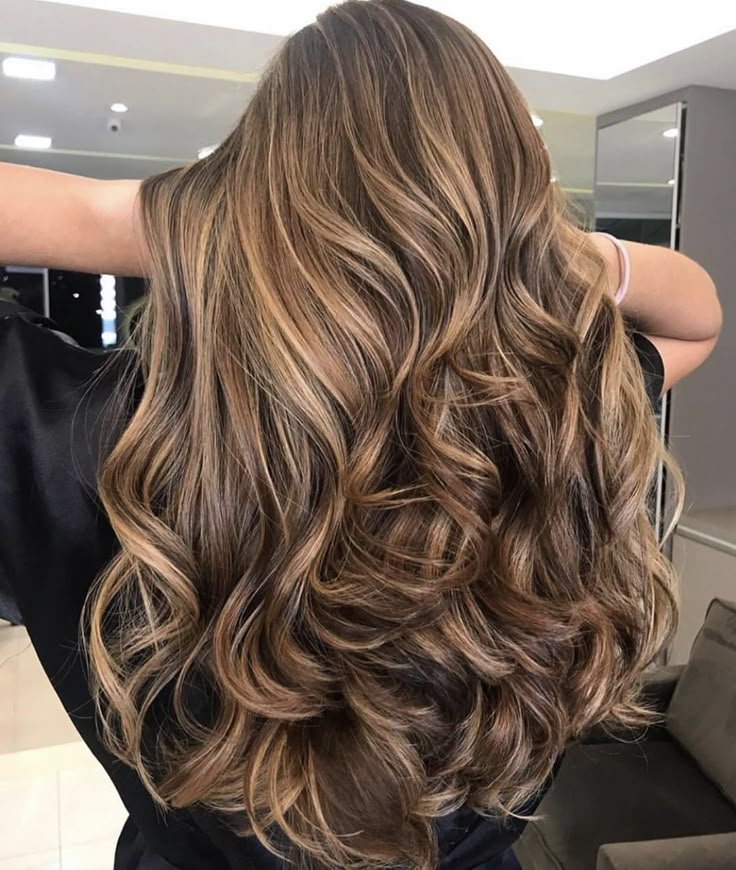 Highlights Brown Hair Balayage, Honey Brown Hair Color, Kylie Hair, Long Hair Highlights, Balayage Hairstyle, Black Hair Balayage, Honey Brown Hair, Brown Hair Looks, Brown Hair Inspo