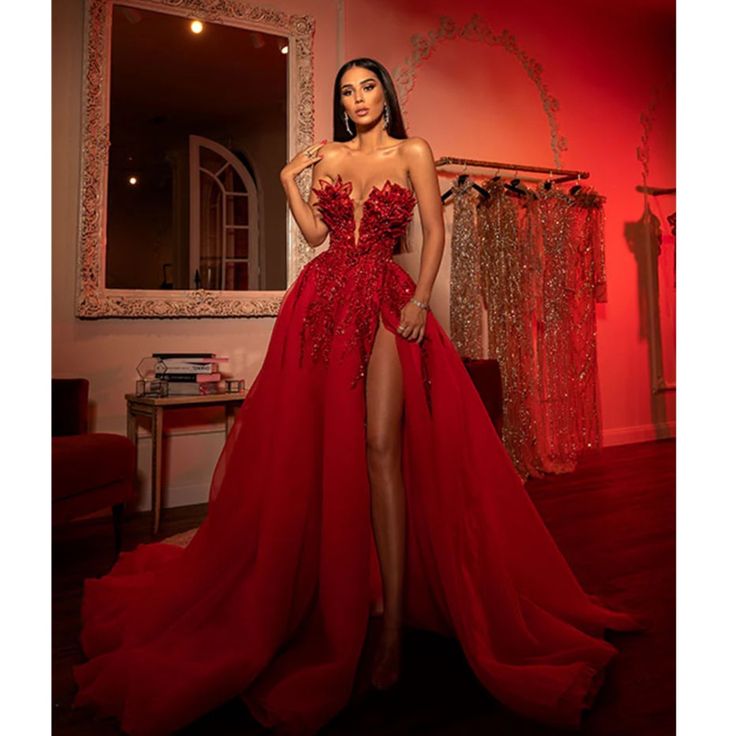 A Beautiful Red Long Pageant Gown With Crystals On Top. Very Long Train And A Luxurious Finish. Long Elegant Prom Dresses, Glitter Prom Dress, Prom Girl Dresses, Elegant Prom Dresses, Prom Dress Inspiration, Tulle Ball Gown, Long Evening Gowns, فستان سهرة, Pretty Prom Dresses