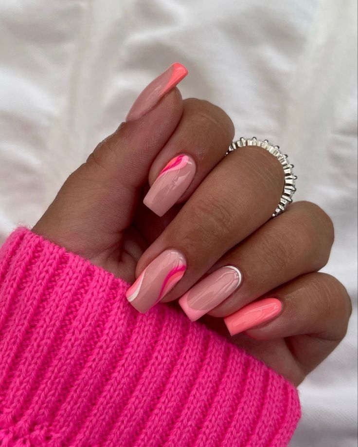 Trendy Short Nails, Holiday Acrylic Nails, Barbie Nails, Unghie Nail Art, Squoval Nails, Nagel Tips, Simple Gel Nails, Nails Pink, Short Nail Designs