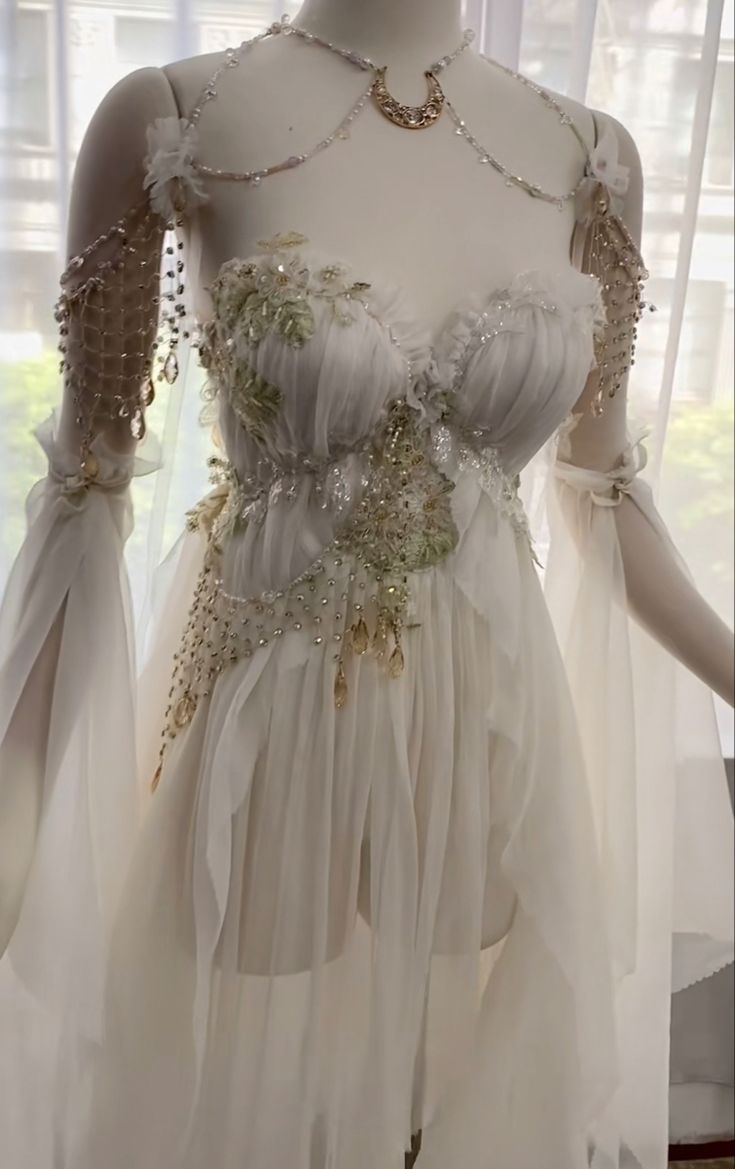 Greek Mythology Dress Gowns, Ghost Dress Aesthetic, Mythology Fashion Inspiration, Ren Faire Wedding Dress, Mythological Outfits, Goddess Core Fashion, Ghost Outfit Aesthetic, Ethreal Dress, Aphrodite Outfit Aesthetic