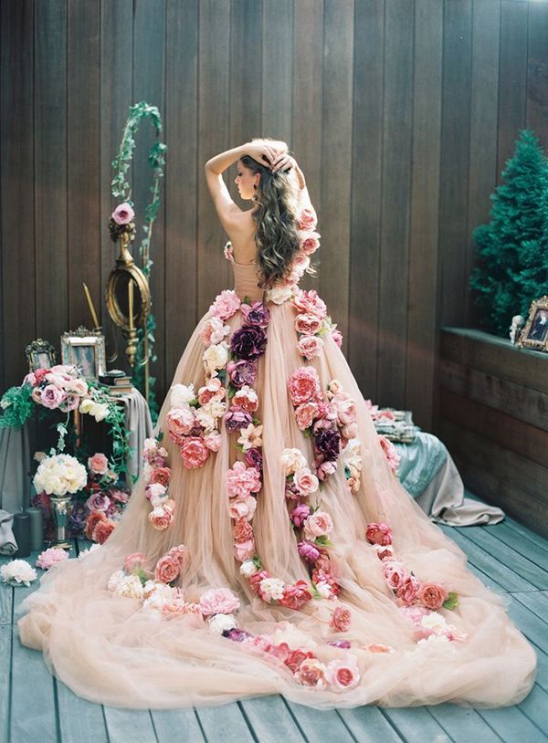 Stunning Blush Wedding Dress with Cascading Flowers | Lena Kozhina Photography | Unique Floral Design Inspiration for Spring Weddings! Gaun Abad Pertengahan, Colored Wedding Dress, Russian Wedding, Satin Wedding Gown, Tulle Wedding Gown, Gown Bridal, Wedding Dresses With Flowers, Beauty Dress, Dress Satin