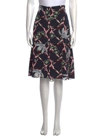 Dorothee Schumacher Silk SkirtBlueFloral PrintZip ClosureDesigner size 4.Fit:Skirts by Dorothee Schumacher typically fit true to size. Fitted Skirt, Knee Length Skirt, Knee Length, Print Patterns, Silk, Clothes For Women, Clothes