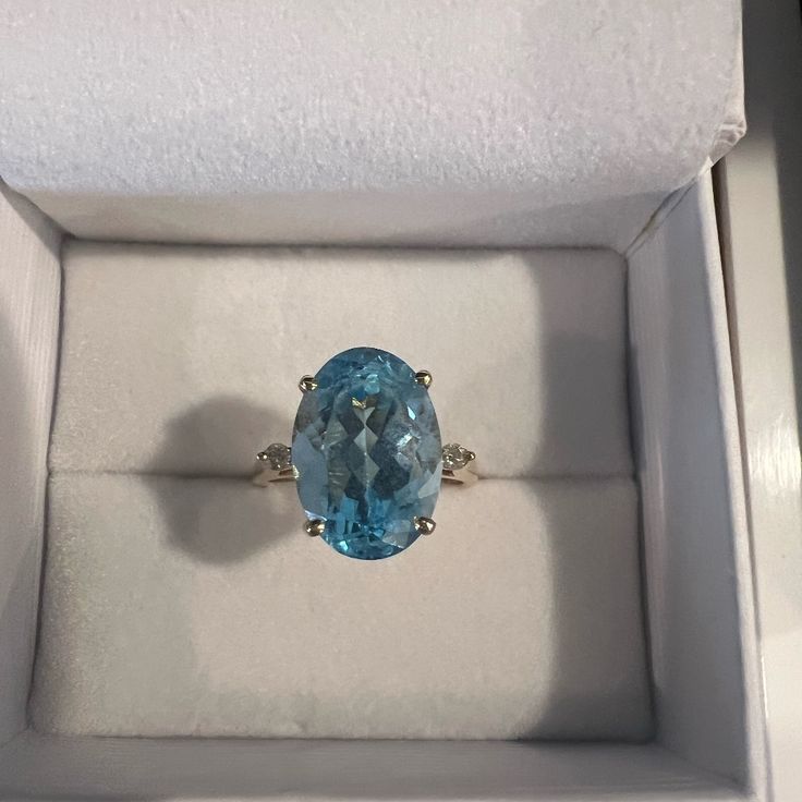 A Gorgeous, Top-Quality Aquamarine Ring In 14k Yellow Gold Is Flanked By Two Diamonds. The Aquamarine Gem Is Flawless And Has No Inclusions. Approximate Size Is 6. You Will Not Be Disappointed; The Ring Looks Even More Spectacular In Person. Aquamarine Gold Ring, Aquamarine Gem, Yellow Gold Color, Aquamarine Ring, Aquamarine Rings, Womens Jewelry Rings, Aquamarine, Gold Ring, Gold Color