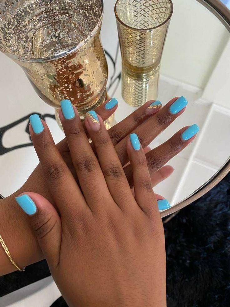 Ocean Blue Nails Short, Manicure Ideas Blue, Short Gel Nails Blue, Cute Teal Nails, Topaz Nails, Natural Gel Nails Ideas Short, Teal Blue Nails, Vacation Nails Black Women, Feminine Goals