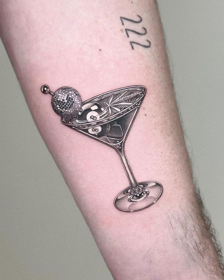 ＮＩＣＯ | ✨🪩🍸🎱💨✨ Made @thesecretdoornyc #finelinetattoo #fineline #martinitattoo #martini #olive #olivetattoo #discoball #discoballs… | Instagram Half Sleeve Tattoos Sketches, Olive Tattoo, Pearl Tattoo, Glass Tattoo, Glasses Tattoo, Martini Olive, Dream Tattoos, Tattoo Work, Half Sleeve Tattoo