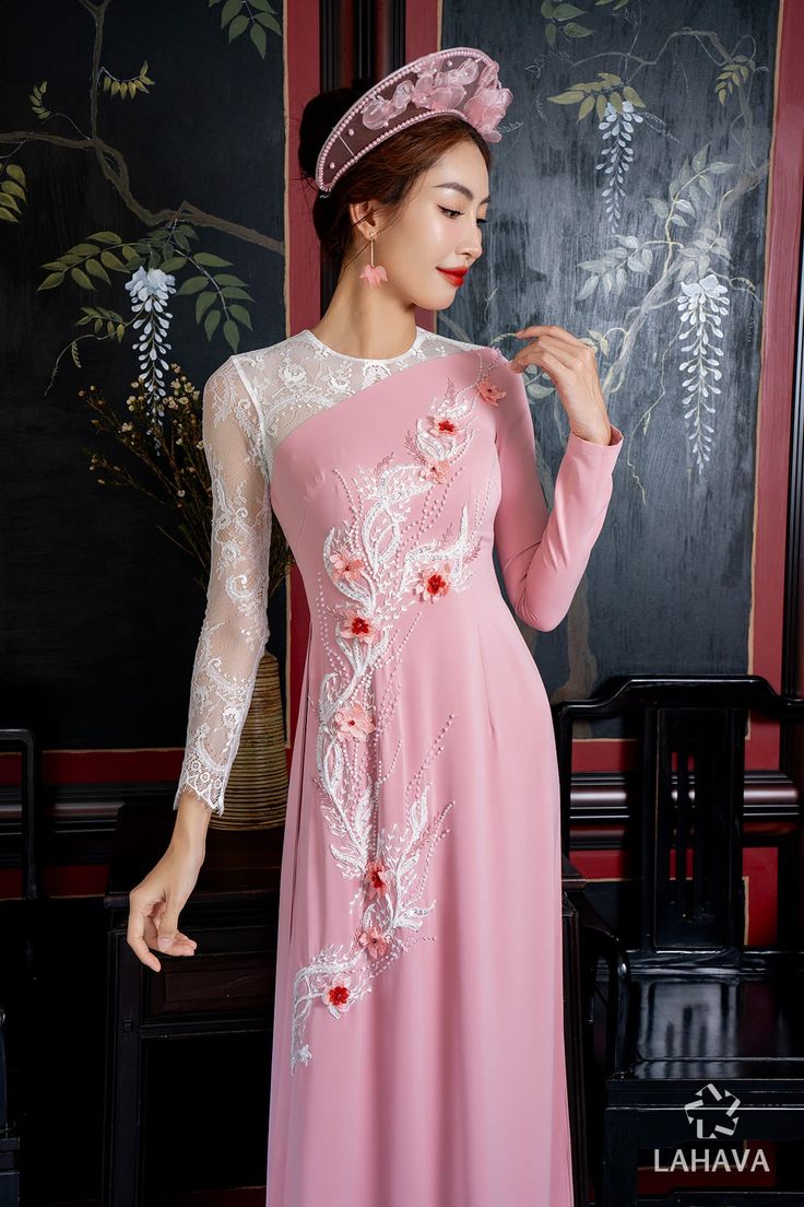 Brand new and high-quality Vietnamese traditional Ao Dai This set includes the Ao Dai and shipping with no pants for men Vietnamese Traditional Dress, Vietnamese Dress, Pink Bridal, 3d Flowers, Wedding Looks, Neck Designs, Wedding Couples, Round Neck, Dress Up