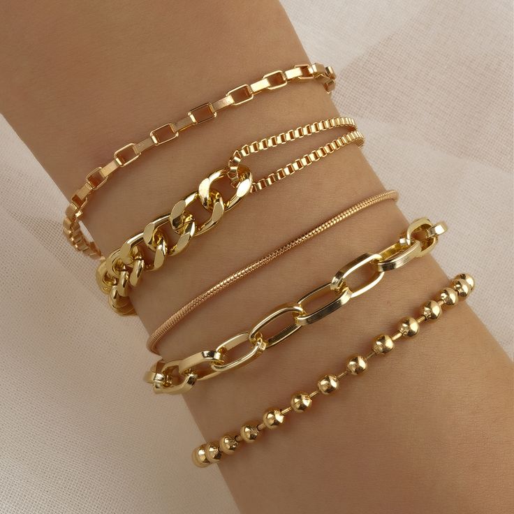 Gold Fashionable   Metal  Link    Jewelry Types Of Bracelets, Hand Chain Jewelry, Inexpensive Jewelry, Hand Chain Bracelet, Tattoo Bracelet, Jewelry Accessories Ideas, Gold Bracelets, Simple Bracelets, Popular Jewelry