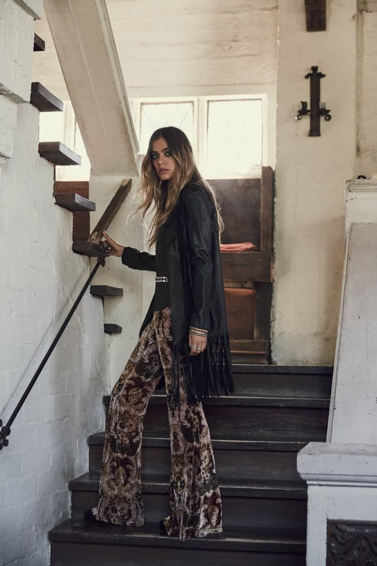 Boho Rock Style, Stile Punk Rock, Joanna Halpin, Glam Rock Style, Boho Rock, Curated Closet, Rock N Roll Style, Feed Ig, 70s Outfits