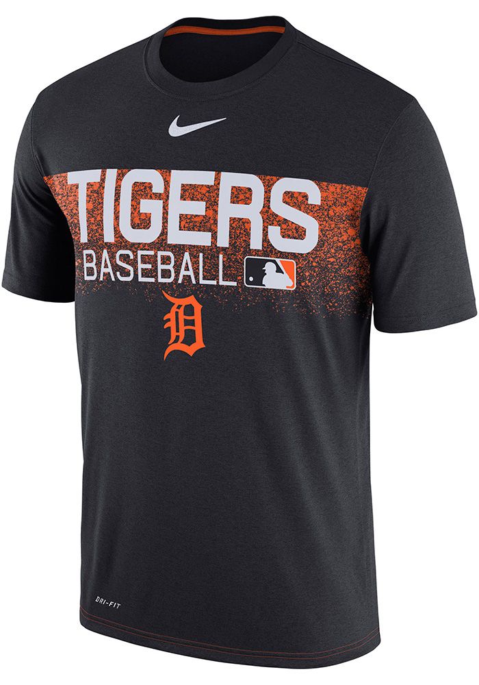 Nike Detroit Tigers Mens Navy Blue AC LGD Team Issue Tee Short Sleeve T Shirt - Image 1 Casual Sport Outfit, Sports Team Apparel, Volleyball Shirt, Tshirt Design Men, Basketball Shirts, T Shirt Image, Tiger T Shirt, Team T Shirts, Men Shirt Style