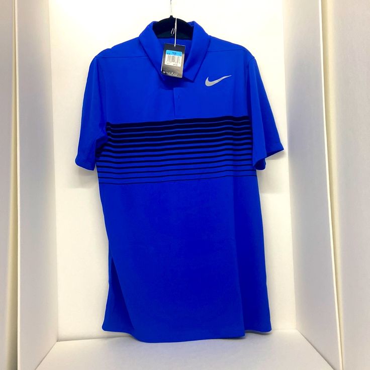 Nike Men Stamdard Fit Golf Shirt Style #833099 Color #452 Size Medium Blue Golf T-shirt With Short Sleeves, Blue Short Sleeve Golf T-shirt, Nike Short Sleeve Polo Shirt For Sports, Blue Crew Neck Top For Golf, Casual Blue T-shirt For Golf, Nike Cotton Short Sleeve Polo Shirt, Nike Sporty Short Sleeve Polo Shirt, Nike Casual Short Sleeve Polo Shirt, Blue Cotton Golf T-shirt