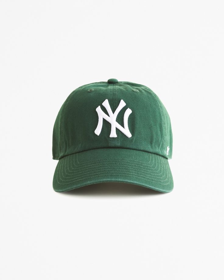 Men's New York Yankees '47 Clean-Up Hat | Men's Accessories | Abercrombie.com Wardrobe Management, Iconic New York, New York Yankees Logo, Yankees Logo, Green Cap, Guys Clothing Styles, Classy Style, Man Up, Clothing Styles