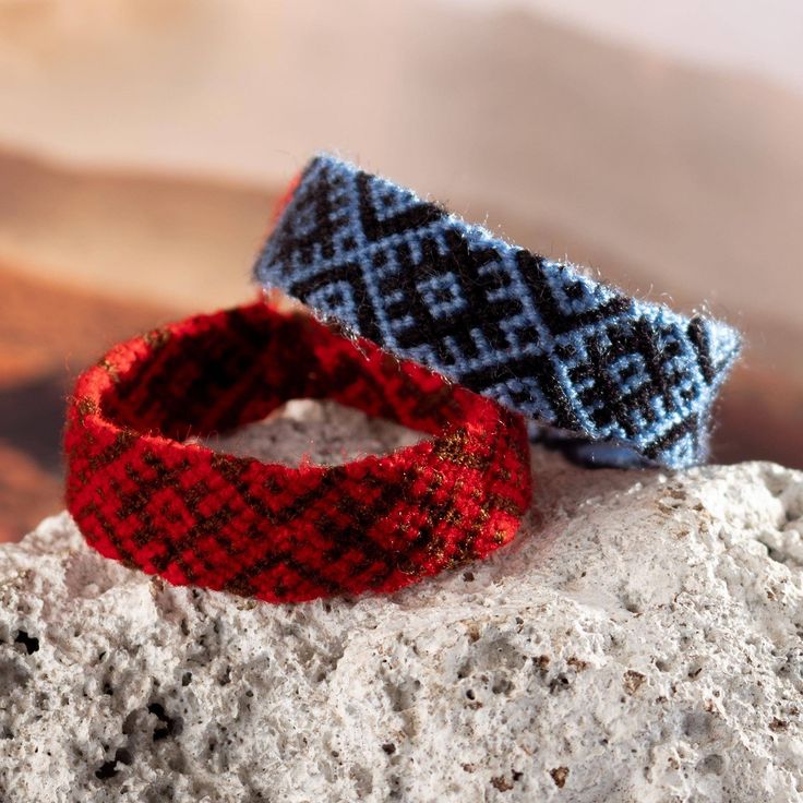 Inspired by fire and water elements, Peruvian artisans from the collective Amantani handweave these stunning acrylic wristband bracelets with geometric patterns in red and blue. The bracelets have each a tie closure, making them easy to wear anywhere. Fire And Water, Wristband Bracelet, The Collective, Geometric Patterns, Embroidered Friendship Bracelet, Jewelry Crafts, Red And Blue, Macrame, Geometric Pattern