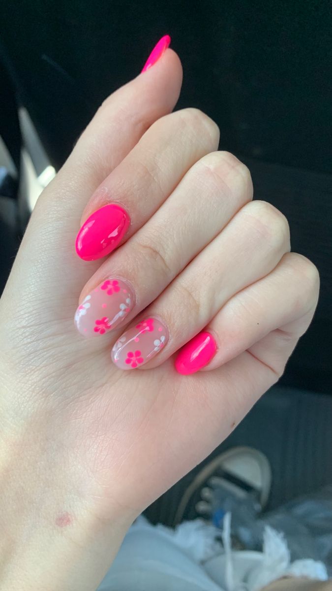 Dip Nails Ideas With Design, Simple Hot Pink Nails Short, Simple Nail Designs Hot Pink, Simple But Cute Short Nails, Bright Pink Nail Designs Short, Bright Pink Nails Ideas, Short Summer Acrylic Nails Almond Pink, Easy Pink Nail Designs Simple, Hot Pink Gel X Nails