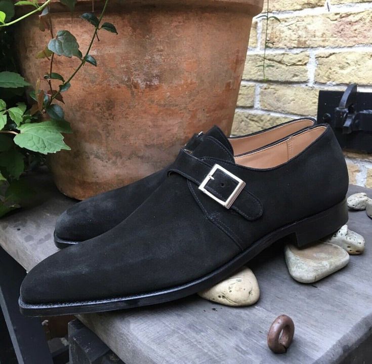 Black Monk Strap Shoes, Black Monks, Black Formal Shoes, Suede Shoes Men, Men Office, Dress Shoes For Men, Black Suede Shoes, Fantastic Shoes, Monk Strap Shoes