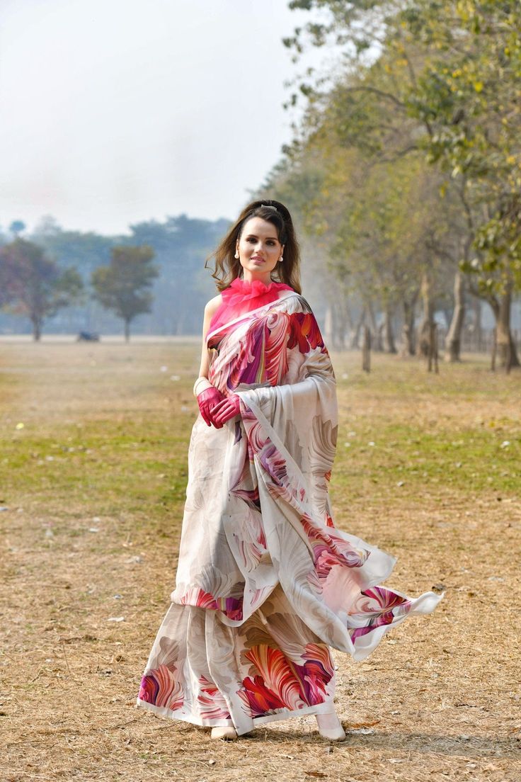 Pure Satin Modern Digitally Printed saree Unstitched Handloom Georgette Saree, Semi-stitched Handloom Georgette Saree, Cotton Silk Saree With Printed Border, Wedding Pre-draped Saree With Printed Border In Cotton Silk, Handloom Georgette Saree, Black And White Saree, Digital Print Saree, Print Saree, White Saree