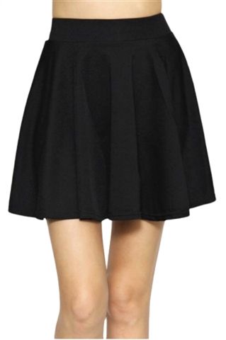 Trendy Mini Skort For Parties, Trendy Mini Length Party Skort, Trendy Mini Length Skort For Party, Solid Color Skort For Club, Solid Color Skirt-style Skort For Club, Stretch Solid Color Mini Skirt For Club, Date Night Lined Mini Skirt, Mini Skort For Club, Solid Color Mini Skirt For Club