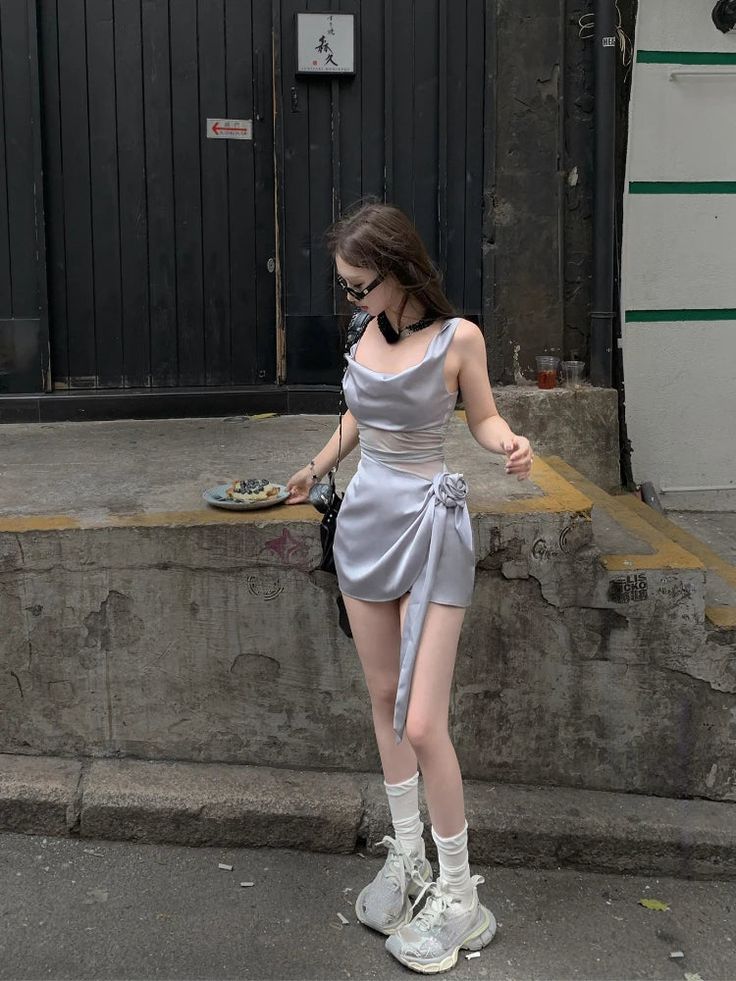 Advbridge Summer French Elegant Y2k Mini Dress Woman Sexy Sleeveless Short Party Dress Casual One Piece Dress Korean Fashion Chic Suggestion: Choose the size according to your weight. Size S - Weight: 40 kg - 45 kg Size M - Weight: 47.5 kg - 52.5 kg Size L - Weight: 55 kg - 60 kg Size XL - Weight: 60 kg - 62.5 kg Size Information(Mini dress) Size S Bust:82cm Waist:64cm Shoulder:30cm Length:73cm Sleeve:45cm Size M Bust:84cm Waist:66cm Shoulder:31cm Length:74cm Sleeve:46cm Size L Bust:86cm Waist:6 Casual One Piece, Elegant Y2k, Y2k Mini Dress, Party Dress Casual, Korean Fashion Chic, Dress Korean, Short Party Dress, Elegant Party Dresses, Dress Woman