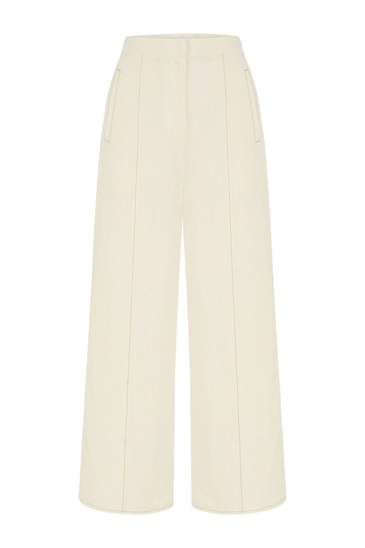 The Chloe pants are crafted from 100% Turkish cotton fabric and are a go-to summer staple piece. It's elastic waist and binding on the seams made to be worn with style and for a classic look. This is a truly versatile and chic everyday style that adds statement to your day. - 100% Turkish thick cotton - Elastic waist with a hidden front closure- Side pockets- Wide leg cut Romper And Jacket, Swimming Swimsuit, Summer Staples, Independent Designers Fashion, Sweatshirt Dress, Staple Pieces, Sweater And Shorts, Everyday Style