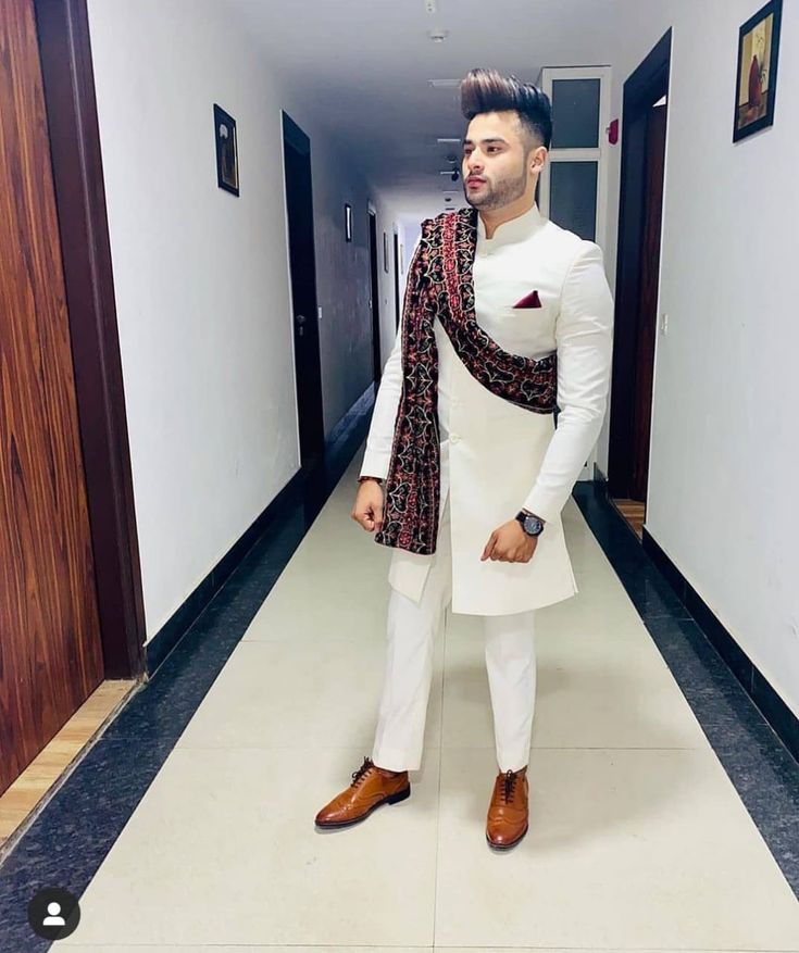 India Fashion Men, Indian Wedding Suits Men, Indian Wedding Clothes For Men, Sherwani For Men Wedding, Boys Kurta Design, Wedding Kurta For Men, Groom Dress Men, Gents Kurta Design, Mens Kurta Designs