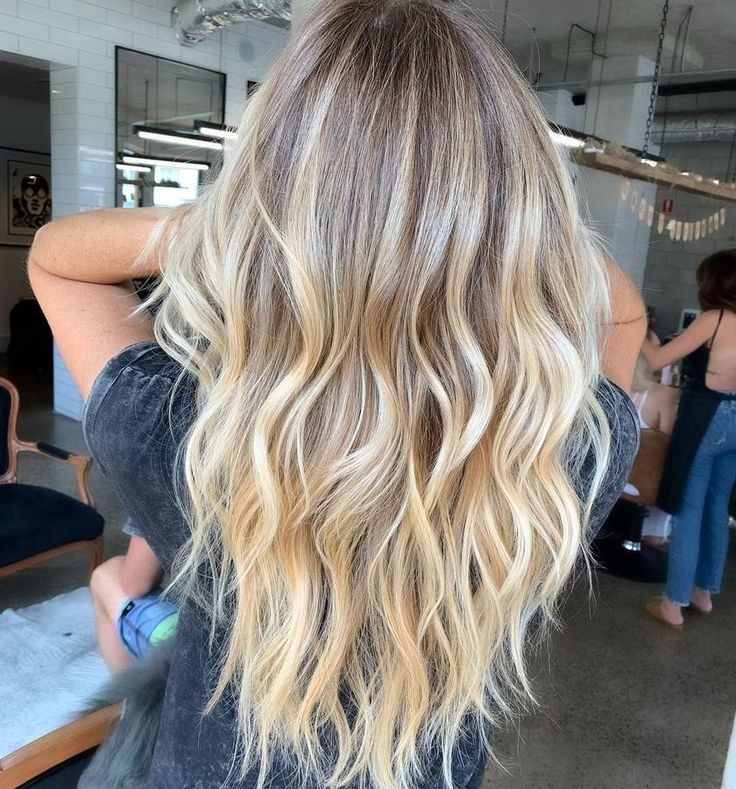 New Hair Trends, Hair Done, Ombré Hair, Blonde Hair Looks, Blonde Hair With Highlights, Good Hair, Brown Blonde Hair, Ombre Hair Color, Long Blonde