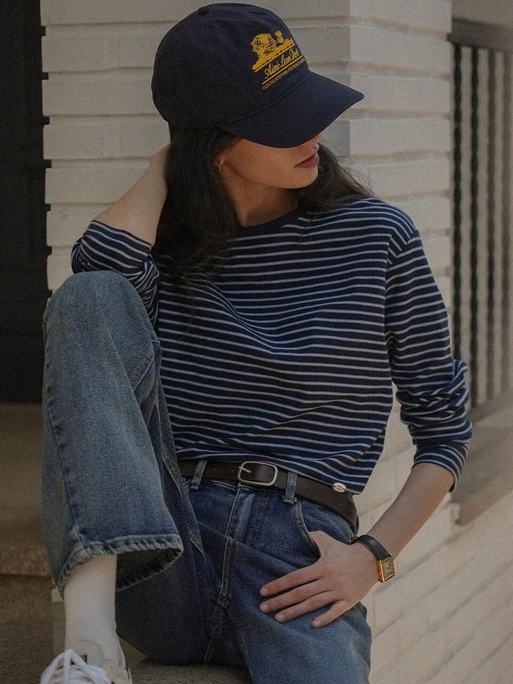 This T-shirt from TILLIDIE offers a classic style with modern details. It featues the double stitched contrast neckline for a firm finish to add appeal to the item.- Cropped length that makes your look stylish- Clean silhouette shoulder line- TILLIDIE logo decoration detail Navy Top With Contrast Stripes For Fall, Navy Fitted Top With Contrast Stripes, Navy Crew Neck Top With Contrast Stripes, Classic Long Sleeve T-shirt For Work, Crew Neck Tops With Contrast Stripes For Fall, Fall Crew Neck Tops With Contrast Stripes, Navy Long Sleeve Tops With Contrast Stripes, Navy Tops With Contrast Stripes For Spring, Navy Top With Contrast Stripes For Spring